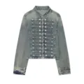 Detailansicht der Damen Vintage Jeansjacke mit Stehkragen und militärischem Knopfdesign. - XS / Denim-Blau