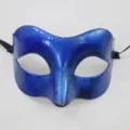 Masque de mascarade demi-visage rétro bleu, style vintage accessoire de fête d'Halloween. - Petite Beauté Simple / Bleu Vintage