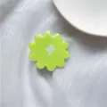 Green irregular flower phone grip, cute resin pop socket, expandable mobile phone stand. - Light Green Small Floral