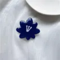 Korean INS style irregular flower resin phone grip holder, cute dark blue retractable pop socket. - Dark Blue Flower
