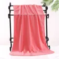 Roze koraalvleece badhanddoek, wafel structuur zacht absorberend groot badlaken met mooie rand. - Roze