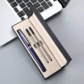 Coffret cadeau de stylo roller en métal de luxe avec deux recharges pour le bureau. - Stylo bleu et étui avec 2 recharges