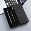 Set de stylo a bille en metal avec coffret cadeau stylo de bureau avec recharge noir. - Boîte avec Recharge / Damier