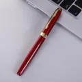 Élégant Stylo Plume Métallique Rouge Finition Or Cadeau d'Affaires Calligraphie Variante - 0.7mm / Rouge
