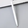 Minimalistische witte metalen balpen met zeshoekige schacht voor kantoor en school. - Wit