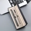 High-end metal signature pen gift box set with stylish textured barrel and spare refill. - Single Pen Slot Box / Gray