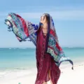 Etnischer bedruckter Baumwoll Strandkleid Schal, vielseitiger Blumiger Sonnenschutz Tuch. - L37