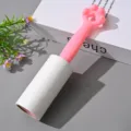 Pluizenroller voor huisdieren met roze kattenpoot handvat en afscheurbare vellen. - Kattenpoot Roze