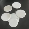 Espositore per Gioielli in Acrilico Bianco Multi Livello Supporto Anelli Vetrina SKU - Bianco