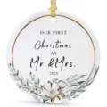 Custom new wooden round Christmas tree hanging pendant 2025 newlywed couple holiday decoration - LT389-16
