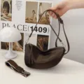 Vrouwen vintage donkerbruine halve maan schoudertas casual elegante zadel tas dames - koffiekleur