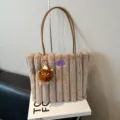 Χφουκωτή τσάντα shopper από συνθετική γούνα για γυναίκες, μεγάλη τσάντα ώμου. - Ταμπά Με Γούρι
