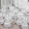 Palloncini in lattice bianco perlato per compleanni, decorazioni nuziali ed eventi romantici. - Bianco perla