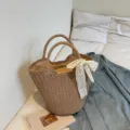 Borsa in paglia da donna, elegante borsa da spiaggia casual con fiocco in pizzo e capiente. - Kaki
