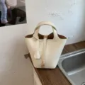 White leather bucket handbag minimalist crossbody bag stylish casual summer tote purse new - No Pendant / White