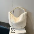 Autumn winter large capacity fluffy plush shoulder crossbody bag women casual commuter bag - No Pendant / White