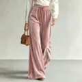 Rosa Samt-Weitbeinshose Detailansicht, hoher Bund mit Kordelzug, weiche bequeme Textur. - XS / Unterteile / Rosa