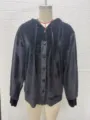 Schwarze Samt Kapuzenjacke Detailansicht, langarm Knopfleiste Oberteil, Freizeitkleidung. - Foto-Stil (Schwarz)
