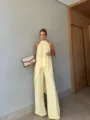 Elegantes gelbes ärmelloses Halter-Top und weite Hosen Set für Damen im Sommer. - XS / Set / Gelb