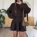 Ensemble pull et jupe en tricot marron, chic et elegante tenue deux pieces pour femme. - Marron