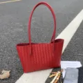 Red woven leather tote bag for women, stylish large capacity single shoulder handbag. - No Pendant / Red