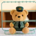 Lindo oso de peluche llavero uniforme de policía muñeca bolso colgante juguete mullido - Estilo de Cadena de Cuentas de 15cm / Oso del ejército