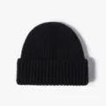 Gorro de punto negro invierno cálido con vuelta acanalado diseño sencillo para hombres y mujeres. - Talla única / Negro