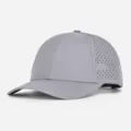 Einfarbige graue Baseballkappe mit laserperforierten Mesh-Seiten, atmungsaktiver Sonnenschutz. - Hellgrau