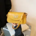 Sac à bandoulière jaune pour femme, élégant sac sous les bras avec broderie papillon chic. - Sans pendentif / Jaune
