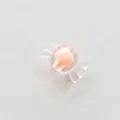 Primer plano de cuenta acrilica transparente en forma de caramelo con nucleo rosa diy. - 17 mm color sólido / Rojo sandía
