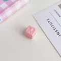 Perlina quadrata in acrilico rosa con lettera gioielli fai da te braccialetto 1pz - Rosa