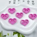 Variante cuentas corazón triple de acrílico rosa, material joyería llavero cadena teléfono DIY. - 23x30mm (Agujero 2.5mm) / Rosa rosa sólido