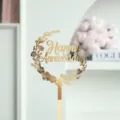 Cake topper joyeux anniversaire en acrylique dore avec un design de couronne florale. - Couronne Florale Joyeux Anniversaire Or / Largeur env. 9CM