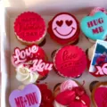 Set de decoración de pastel acrílico de San Valentín, adornos de postre para fiesta. - Adorno de Pastel Cara Sonriente Doble Capa Rosa y Rojo