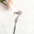 Silberner Acryl Kuchenaufsatz Nummer 7 mit Glitzerkrone fuer die Geburtstagsfeier Deko. - Kleine Größe 7 Silber (Höhe ca. 6.2cm ohne Stab)