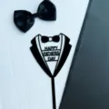 Adorno para tarta de acrílico negro Feliz Día del Padre con pajarita, decoración moderna. - Estilo de Traje Negro / Ancho 9cm