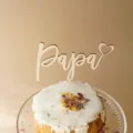 Wooden Father's Day cake topper with Papa text and heart design for celebration. - Papa Text / Approx. 10cm Width