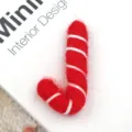 Red and white wool felt candy cane DIY accessory, cute Christmas tree hanging decoration. - Candy Cane / Red and White Striped