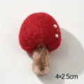 Wollfilz roter Pilz Erdbeere DIY Zubehör Handarbeit Broschen Kleidung Dekoration 4x2,5cm - Pilz