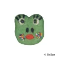 Handmade wool felt cute green frog brooch accessory, creative cartoon animal wool craft decoration. - Little Frog