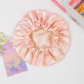 Gorro de dormir de satén rosa para mujer, gorro de pelo de doble capa transpirable con banda ancha. - Rosa Dorado (Circunferencia del Gorro Ajustable)