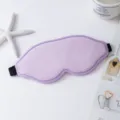 Paarse pluche 3D slaapmasker, zacht ademend verduisterend oogmasker voor comfortabele rust. - Lichtpaars