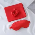 Set mascherina sonno scrunchie federa raso rosso, tessuto morbido per riposo viaggio. - 72cm*47cm / Rosso