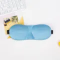 Hellblaue 3D-konturierte Schlafmaske mit weichem Gummiband für erholsamen Schlaf. - Nur Maske / Fuchsia
