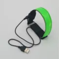 USB oplaadbare LED hardlooparmband reflecterende veiligheidsband voor buitensporten in nacht. - Groen