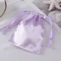 Helllila Seide Kordelzug Beutel für Schmuck, Make-up und tägliche Kleinigkeiten Aufbewahrung. - Lavendel
