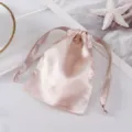 Rosa Satin Kordelzugbeutel fur Schmuck, Make-up und kleine Accessoires Staubeutel Aufbewahrung. - Khaki