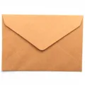 Sobre clásico de papel kraft marrón, diseño simple y en blanco para cartas y tarjetas. - 17x12cm / Estilo de Corte Inclinado / Color Papel Kraft