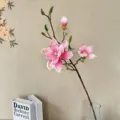 Künstlicher Magnolienblütenzweig rosa Blumen Heimdekoration realistische Blumenarrangements - Hellrosa