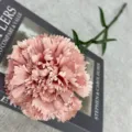 Seule fleur d'œillet artificielle rose pour la décoration intérieure et la photographie de mariage. - Vieux rose